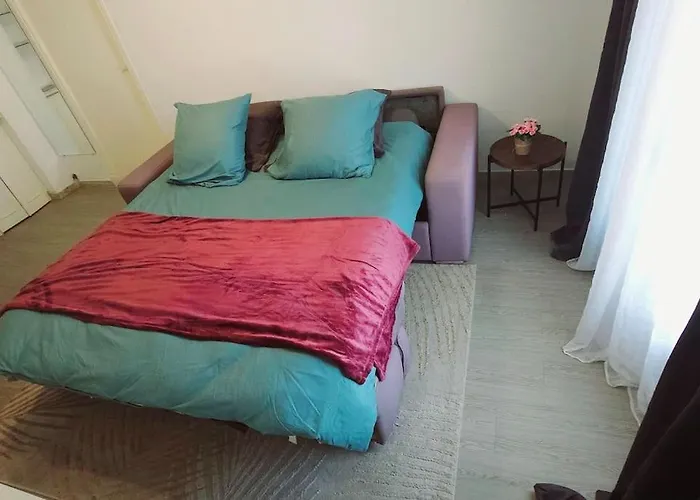 Apartment Trois Pieces Au Coeur D'antibes ! Proche Et Parking A Disposition *